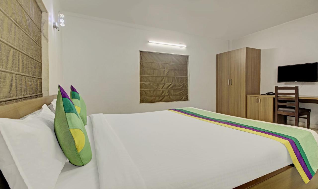 Treebo Sreemaa Newtown Hotell Panchuria Exteriör bild