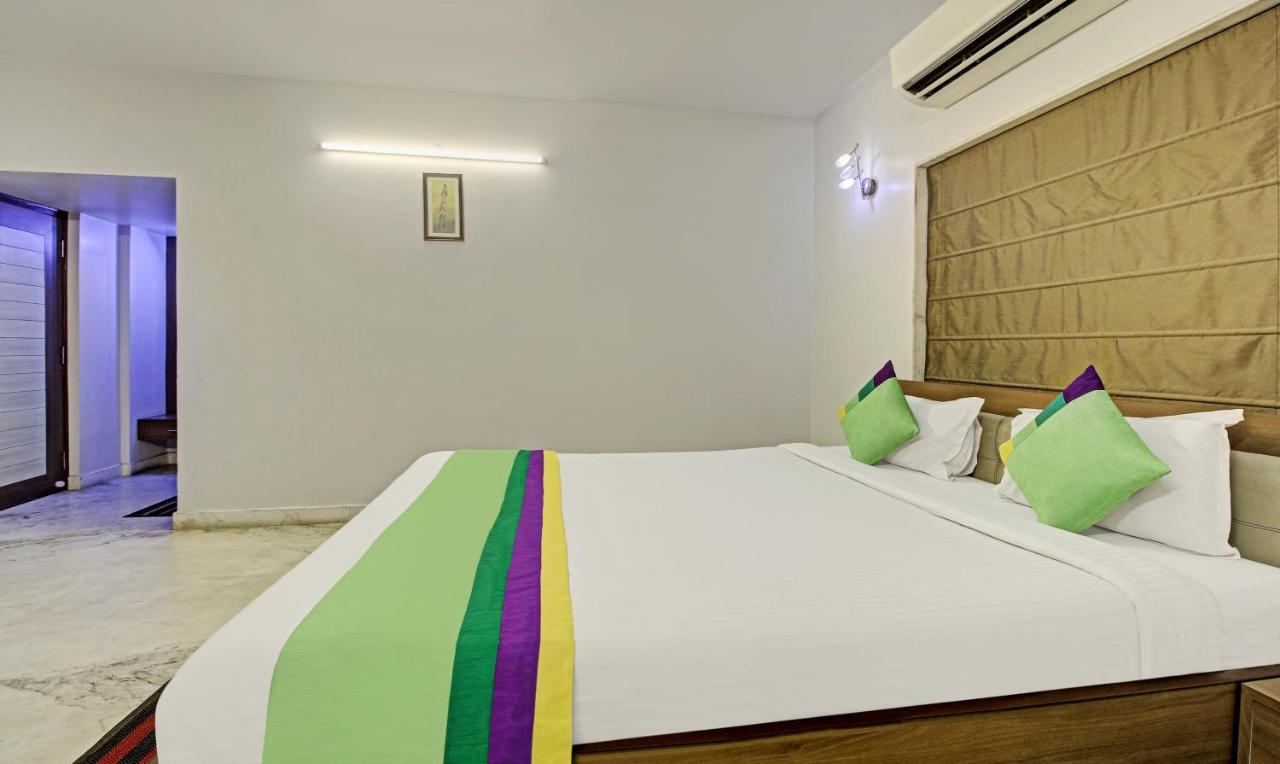 Treebo Sreemaa Newtown Hotell Panchuria Exteriör bild