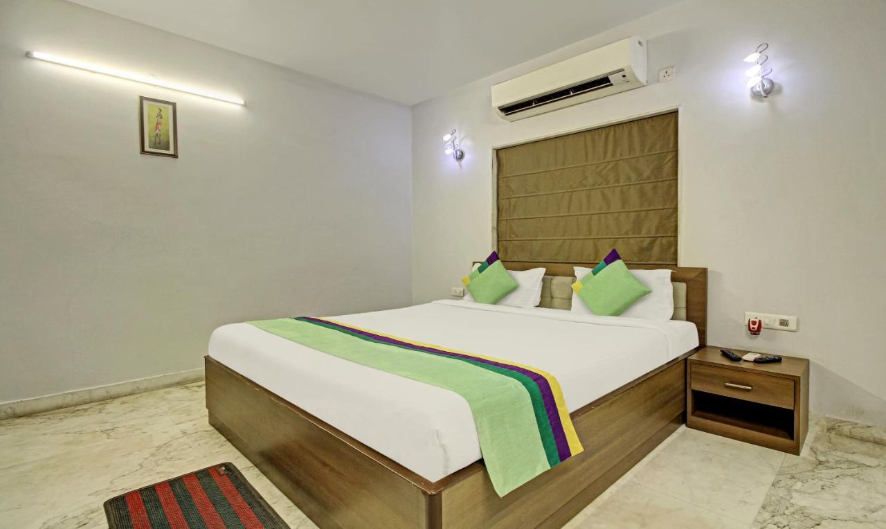 Treebo Sreemaa Newtown Hotell Panchuria Exteriör bild